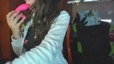 MartesBratty — 在 cam4 直播的网络摄像头模特