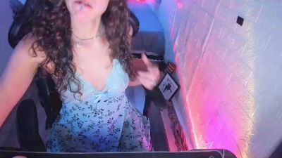 MartesBratty — Cam4 stream photo (Mar 2026)