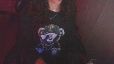 MartesBratty — Cam4 stream photo (Apr 2026)