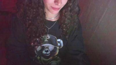 MartesBratty — Cam4 stream photo (Apr 2026)