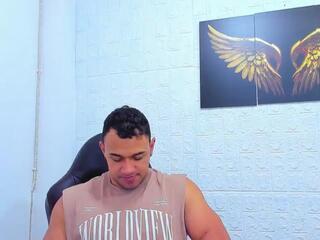 Aaron Velour — flirt4free