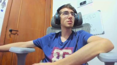 4rthurTV — 在 cam4 直播的网络摄像头模特