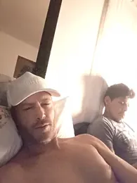 Loiroatv36 — 在 stripchat 直播的网络摄像头模特