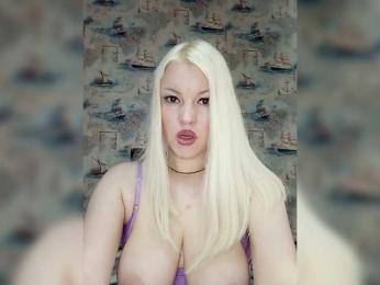 AlenkiyCvetochek — Bongacams stream photo (Mar 2026)