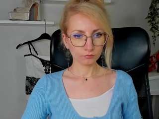 cinderellamoon — Camsoda stream photo (Mar 2026)