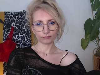 cinderellamoon — Camsoda stream photo (Apr 2026)