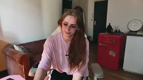 Celeste_Off — 在 stripchat 直播的网络摄像头模特