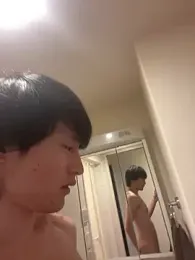 IroManager — 在 stripchat 直播的网络摄像头模特