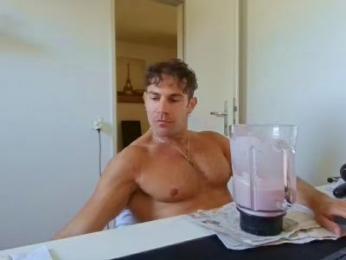 ALPHA_HUNK — 在 cam4 直播的网络摄像头模特