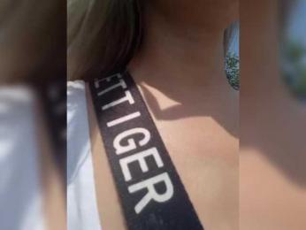 Lelikiss8 — Bongacams stream photo (Jun 2025)