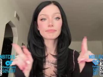 evelynforever — 在 chaturbate 直播的网络摄像头模特