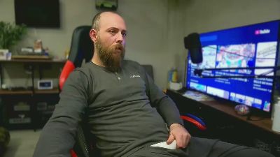 BarboneCE — 在 cam4 直播的网络摄像头模特