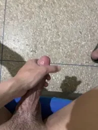 hotgu24 — Stripchat stream photo (Mar 2026)