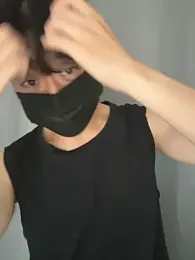 minggu_9811 — 在 stripchat 直播的网络摄像头模特