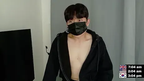 minggu_9811 — 在 stripchat 直播的网络摄像头模特
