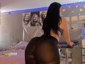 sexyzoe_69 — Chaturbate stream photo (Apr 2026)