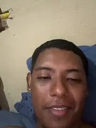 Nuneszs17 — Stripchat stream photo (Sep 2026)