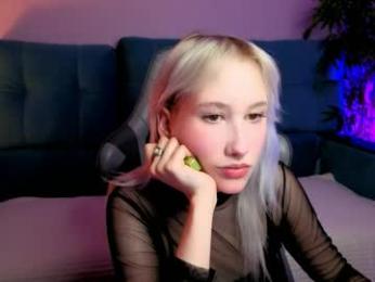 chrome_heartz — 在 chaturbate 直播的网络摄像头模特