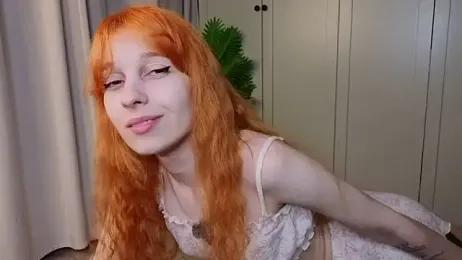 tgirlfoxy — 在 stripchat 直播的网络摄像头模特