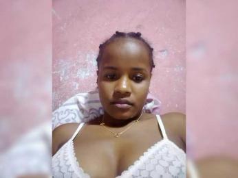flaviahh — Bongacams stream photo (Jun 2025)