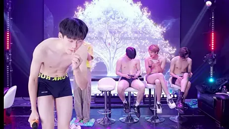 LXGL-YYDS — Stripchat stream photo (Jun 2026)
