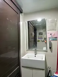 Benson18y — 在 stripchat 直播的网络摄像头模特