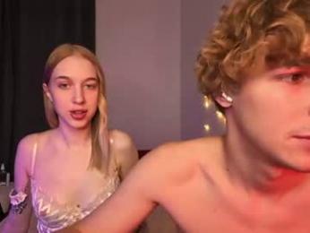 sexsertions — 在 chaturbate 直播的网络摄像头模特