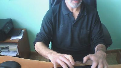 marclaa50 — 在 cam4 直播的网络摄像头模特