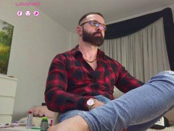 GipsyKingRo — 在 cam4 直播的网络摄像头模特