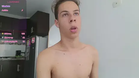 grey___27 — Stripchat stream photo (Mar 2026)