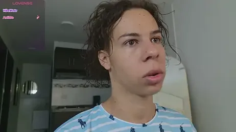 grey___27 — Stripchat stream photo (Mar 2026)