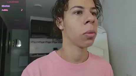 grey___27 — Stripchat stream photo (Mar 2026)