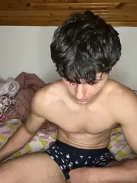 crazyboyy3 — 在 stripchat 直播的网络摄像头模特