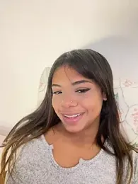 Robinzitah — 在 stripchat 直播的网络摄像头模特