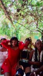 NickiFrenchy — 在 cam4 直播的网络摄像头模特