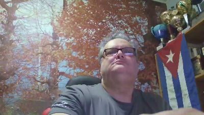 noxy43 — 在 cam4 直播的网络摄像头模特