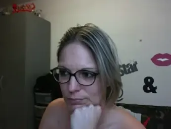 alixfeeling — Stripchat stream photo (Nov 2023)