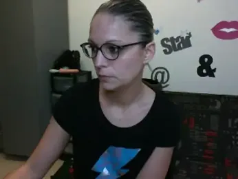 alixfeeling — Stripchat stream photo (Nov 2023)