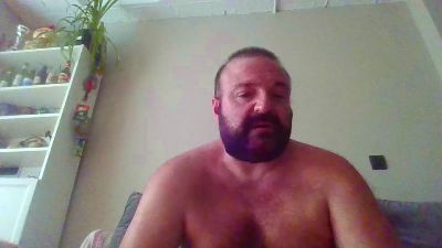Lucho_MADRID46 — 在 cam4 直播的网络摄像头模特