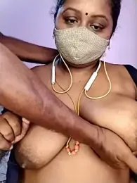 Tamil-Dhara — Stripchat stream photo (May 2026)