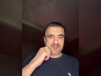 Kikidiki200 — 在 bongacams 直播的网络摄像头模特