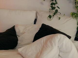 Emma Wilde — flirt4free