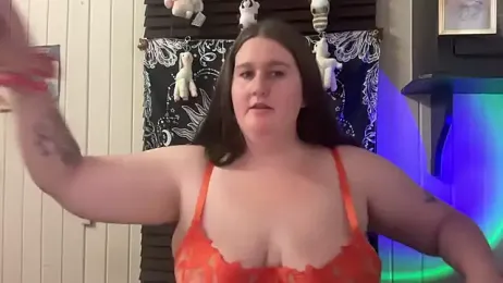 xopeachybaby — 在 stripchat 直播的网络摄像头模特