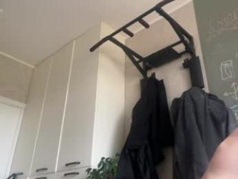 heey_nick — 在 chaturbate 直播的网络摄像头模特