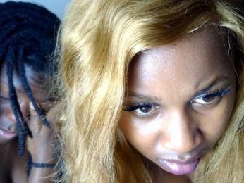 Sluttydivas123 — bongacams