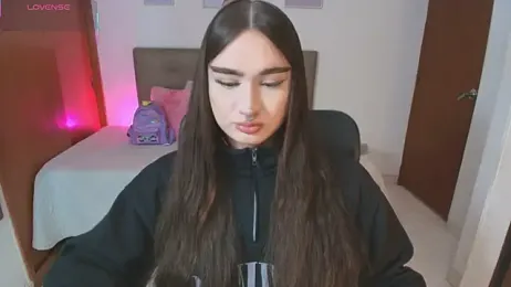 Miley_Baker — 在 stripchat 直播的网络摄像头模特