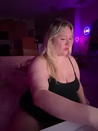 PiggyRose — stripchat