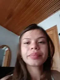 _Isabella-7 — Stripchat profile photo