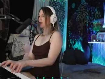 xaevynne — Chaturbate stream photo (Aug 2026)