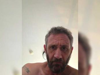 Clocry — 在 bongacams 直播的网络摄像头模特